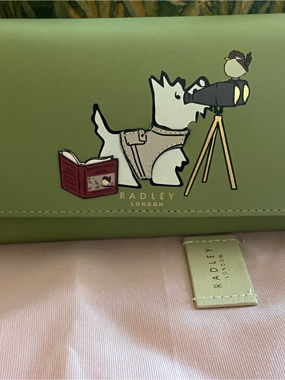 RADLEY LONDON Green Leather Wallet Dog Bird Watching with Binoculars NWT